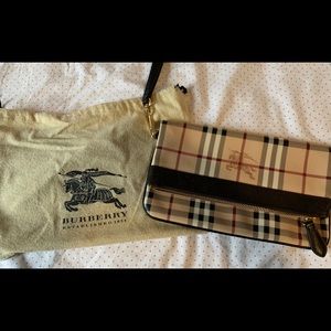 Burberry Clutch
